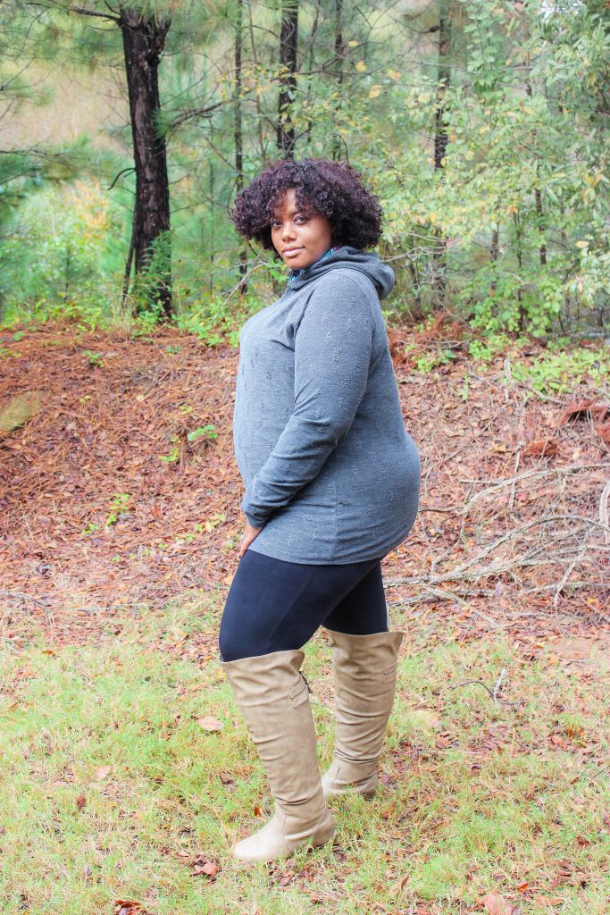 It's boots & hoodie season! I couldn't be more excited now that I have the perfect hoodie pattern to go with the season! Check out deets here. 